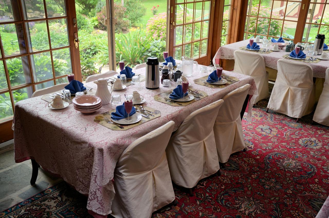 Churchtown Inn Bed And Breakfast Narvon Экстерьер фото